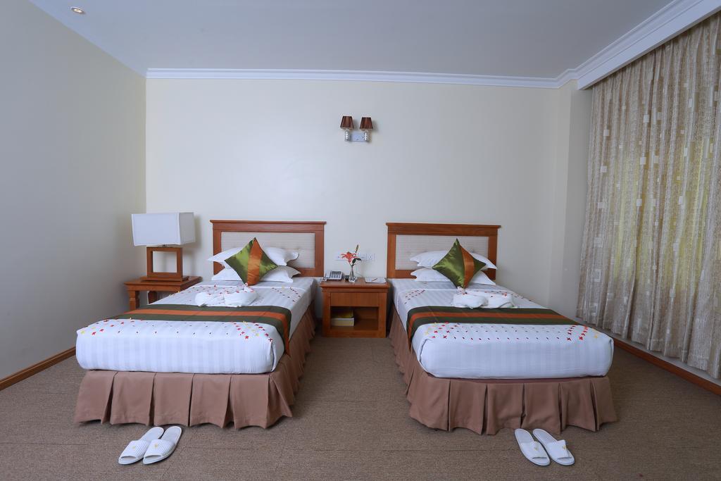 Apex Hotel Naypyidaw Kamer foto