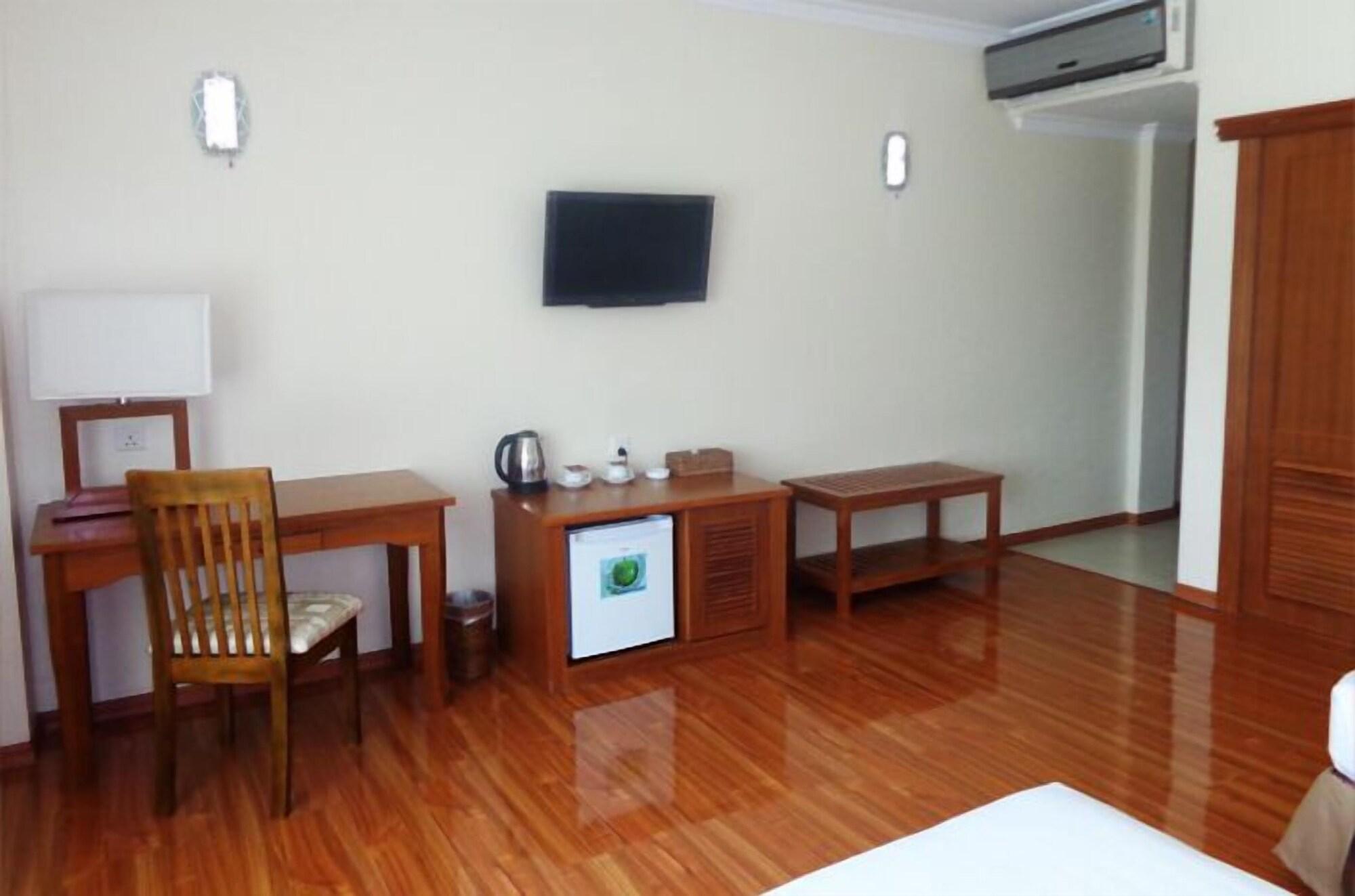 Apex Hotel Naypyidaw Buitenkant foto