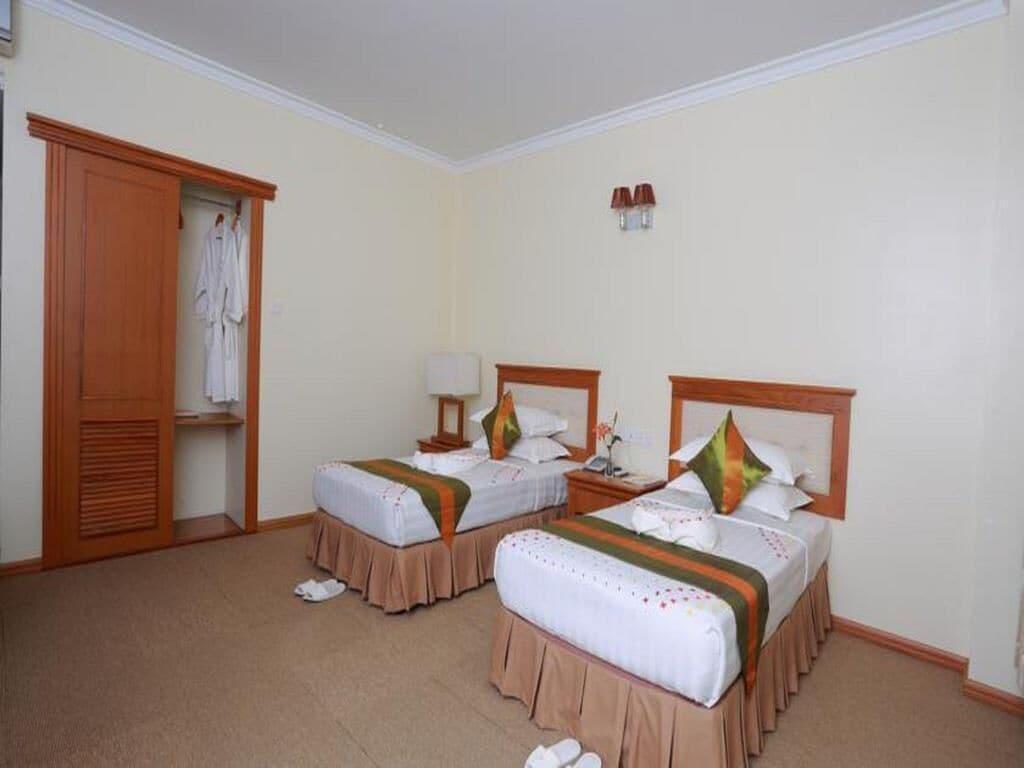Apex Hotel Naypyidaw Buitenkant foto